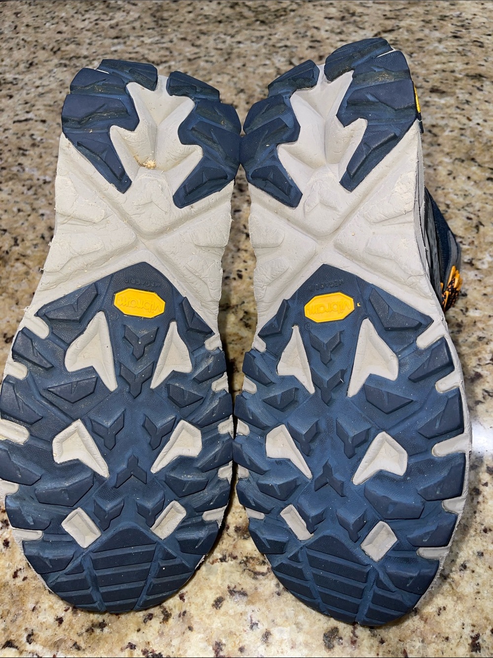 Hoka Anacapa Mid GTX - Picture 8 of 11